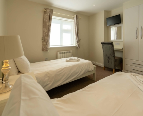 Twin bedroom_web